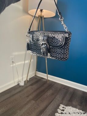 Coach Vintage Y2K Black Signature SoHo Jacquard Wristlet